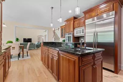 14805 Creekside Path, Libertyville, IL 60048 - Photo 12
