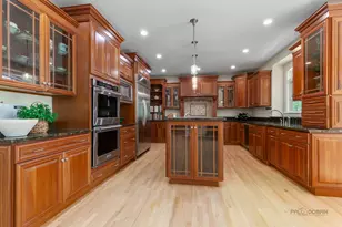 14805 Creekside Path, Libertyville, IL 60048 - Photo 10