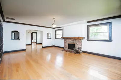 11127 S Homewood Avenue, Chicago, IL 60643 - Photo 8