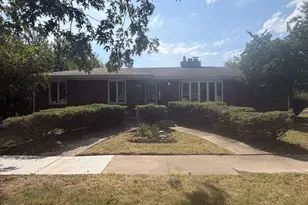 16407 Woodlawn Ave E, South Holland, IL 60473 - Photo 1