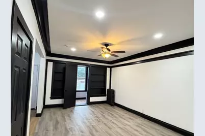 6837 S East End Avenue #1s, Chicago, IL 60649 - Photo 12