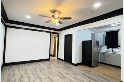 6837 S East End Avenue #1s, Chicago, IL 60649 - Photo 10