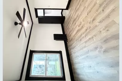 6837 S East End Avenue #1s, Chicago, IL 60649 - Photo 8