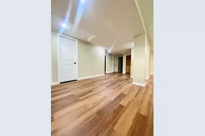 125 E Kimball Avenue, Woodstock, IL 60098 - Photo 6