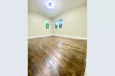 125 E Kimball Avenue, Woodstock, IL 60098 - Photo 16