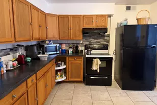 250 N Hammes Ave, Kankakee, IL 60901 - Photo 8