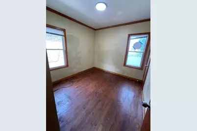 724 W 50th Place, Chicago, IL 60609 - Photo 8