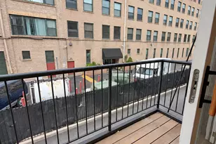 1351 W Altgeld St, Chicago, IL 60614 - Photo 14