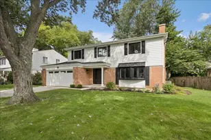 1849 Stockton Dr, Northfield, IL 60093 - Photo 1