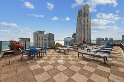 401 E Ontario Street #2707, Chicago, IL 60611 - Photo 18