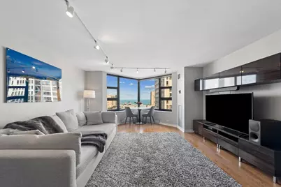 401 E Ontario Street #2707, Chicago, IL 60611 - Photo 6
