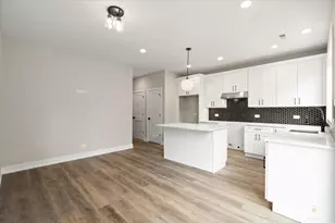 4851 S Ridgeway Ave, Chicago, IL 60632 - Photo 10