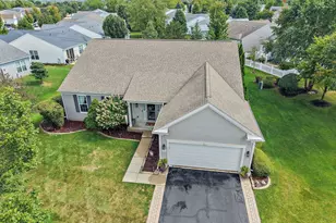 12082 Hideaway Dr, Huntley, IL 60142 - Photo 2