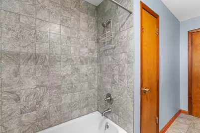 207 N Yale Avenue, Villa Park, IL 60181 - Photo 6