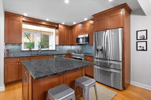 1928 N Larrabee St, Chicago, IL 60614 - Photo 8