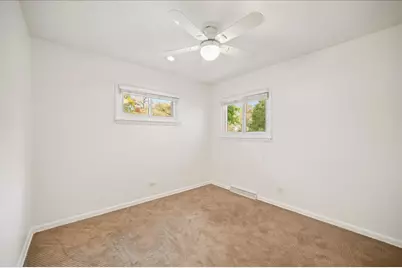 296 Barberry Road, Highland Park, IL 60035 - Photo 16