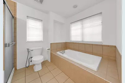 384 W Pointe Drive, Vernon Hills, IL 60061 - Photo 28