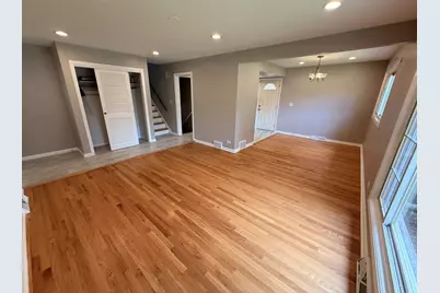 9109 Parkside Avenue #1, Morton Grove, IL 60053 - Photo 12