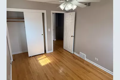 9109 Parkside Avenue #1, Morton Grove, IL 60053 - Photo 10