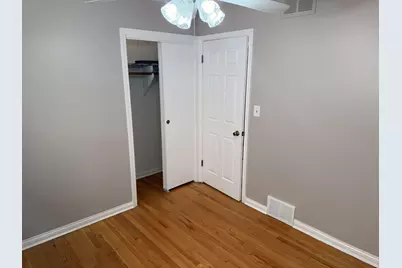9109 Parkside Avenue #1, Morton Grove, IL 60053 - Photo 8