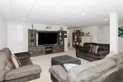 371 Hickory Lane, South Elgin, IL 60177 - Photo 22