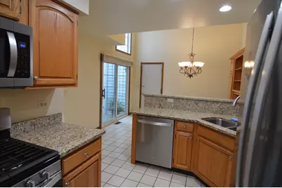 277 Oak Bluff Court #24-4, Wauconda, IL 60084 - Photo 2