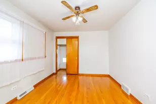6023 S Parkside Ave, Chicago, IL 60638 - Photo 4