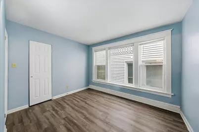 219 Youngs Avenue, Joliet, IL 60432 - Photo 8