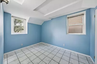 219 Youngs Avenue, Joliet, IL 60432 - Photo 16