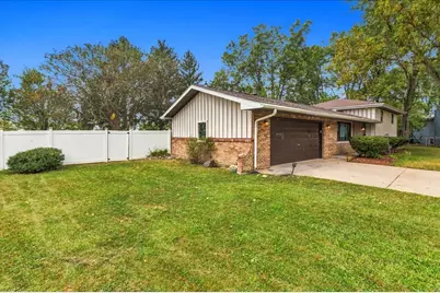 23949 W Plainsman Circle, Plainfield, IL 60586 - Photo 4