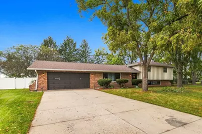 23949 W Plainsman Circle, Plainfield, IL 60586 - Photo 2
