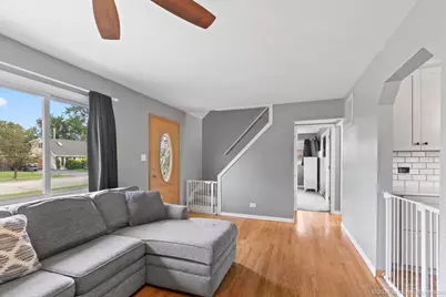 6927 Olympic Drive, Bridgeview, IL 60455 - Photo 6