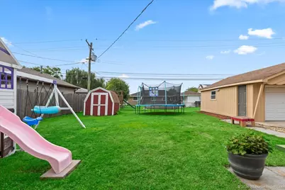6927 Olympic Drive, Bridgeview, IL 60455 - Photo 22