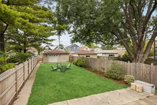 5424 W Waveland Ave, Chicago, IL 60641 - Photo 30