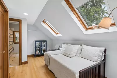 5424 W Waveland Avenue, Chicago, IL 60641 - Photo 20