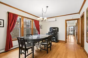 5424 W Waveland Ave, Chicago, IL 60641 - Photo 8