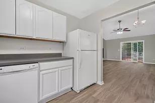 135 Kevin Dr, Coal City, IL 60416 - Photo 10