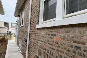 7945 S Perry Ave, Chicago, IL 60620 - Photo 6