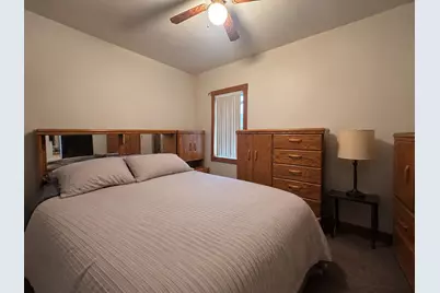 520 McDonough Street, Joliet, IL 60436 - Photo 6