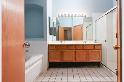 1187 Bristol Lane, Buffalo Grove, IL 60089 - Photo 10