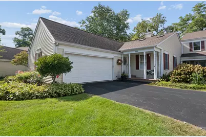 1069 Devonshire Avenue, Naperville, IL 60540 - Photo 2