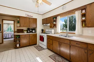 10908 N Myrtle St, Huntley, IL 60142 - Photo 2