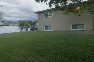 7202 Exner Rd, Darien, IL 60561 - Photo 22