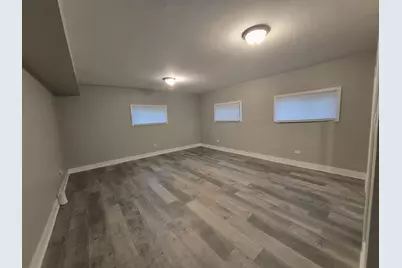 861 Campbell Avenue, Calumet City, IL 60409 - Photo 6