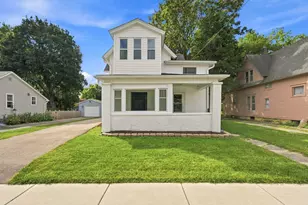 428 E Wilson St, Batavia, IL 60510 - Photo 2