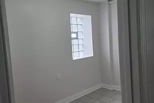 2416 S Sawyer Ave, Chicago, IL 60623 - Photo 8