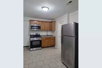2416 S Sawyer Avenue #GARDEN-FRONT, Chicago, IL 60623 - Photo 2