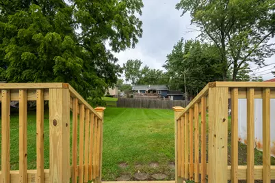 2312 Briar Lane, Lindenhurst, IL 60046 - Photo 24