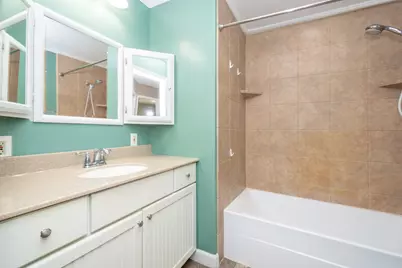 2312 Briar Lane, Lindenhurst, IL 60046 - Photo 14
