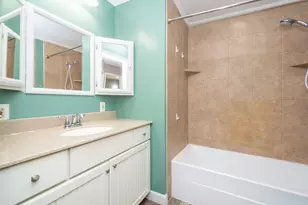 2312 Briar Ln, Lindenhurst, IL 60046 - Photo 14